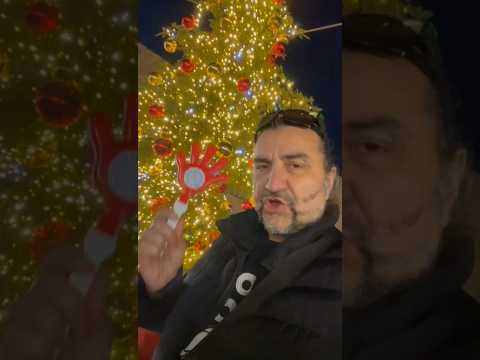 Merry Christmas 2025 e Happy New Year 2026 da Il Salutatore Hello-Man