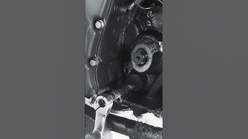 Apache RTR 160 Sprocket Oil Seal Change #sorts #youtubeshorts #Bike #Mahali Bike Garage