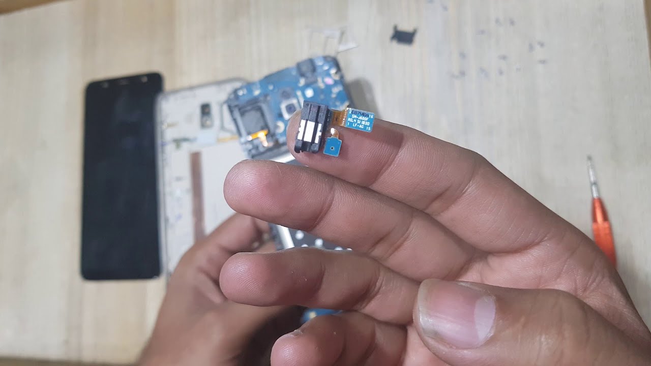 Аккумулятор j8 samsung Аккумулятор j8 samsung