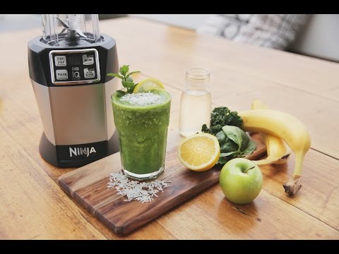 nutri-ninja-recipe---the-incredible-hulk-with-banana,-kale-&-coconut-water