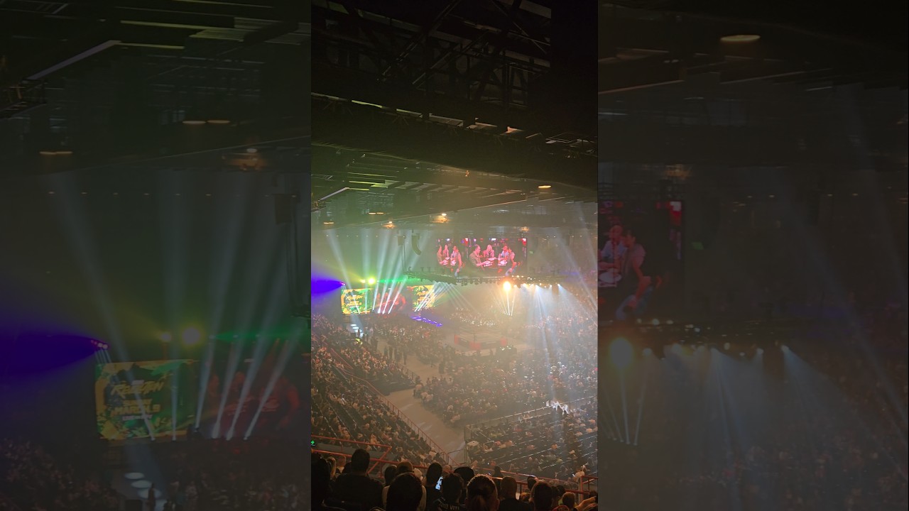View inside the Brisbane Entertainment Center before the start of 