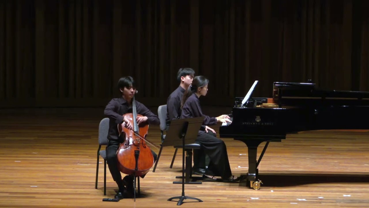 Piazzolla: Legrand tango