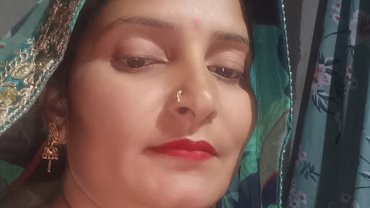 पुराने जमाने के मीठे सुरों की दुनिया। सुनिए वो अमर गीत जो दिल को सुकून दें और यादों को ताज़ा कर दें