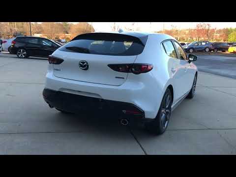 2019-mazda-3-hatchback-white