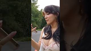 Cinna loves showing off her chest 😵‍💫🍒 #cinna #twitchclips #curvy #busty