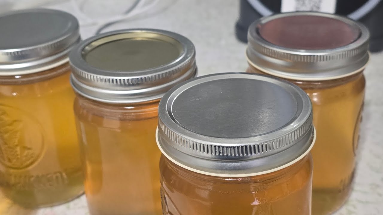 Homemade apple jelly made from apple juice