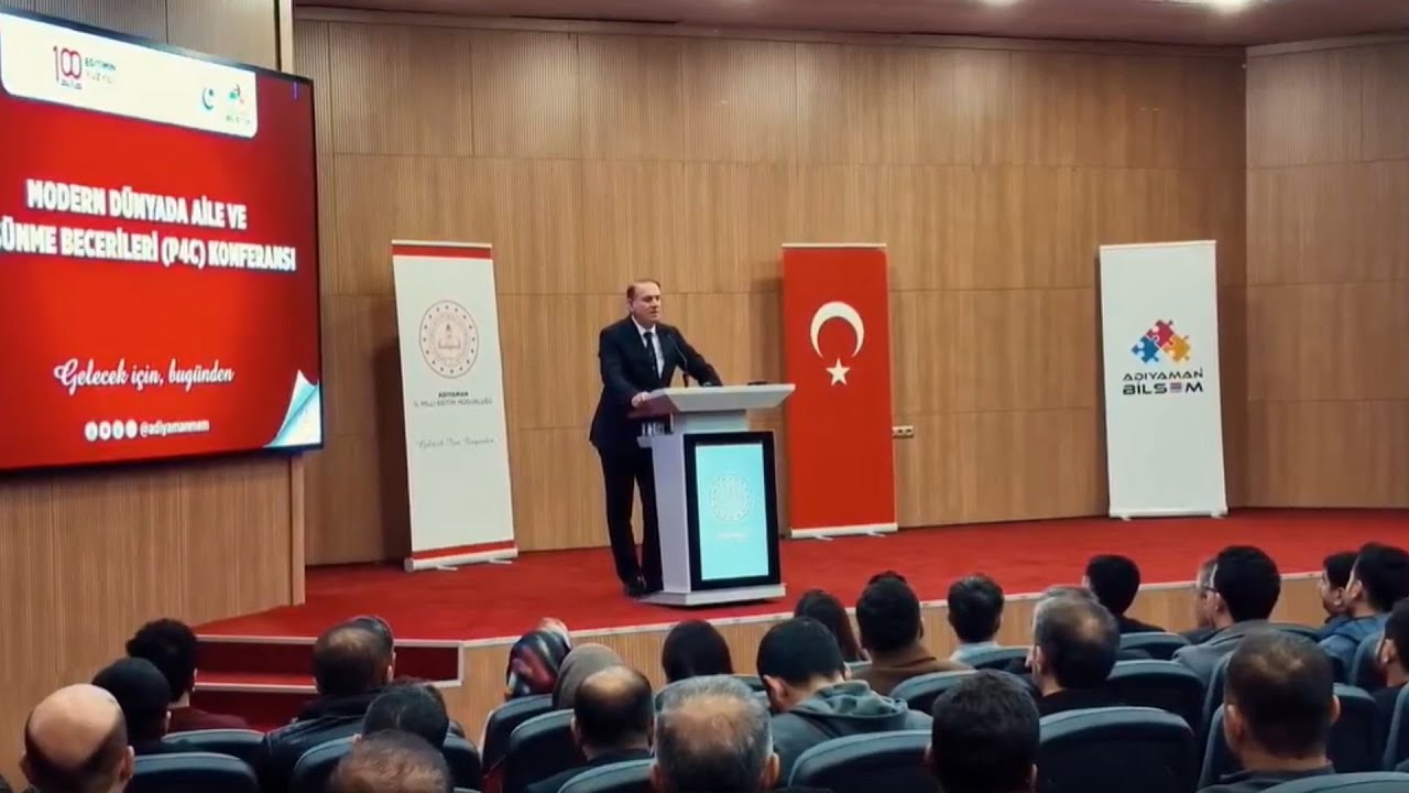 Adıyaman’da Aile ve Düşünme Becerileri Konferansı düzenlendi