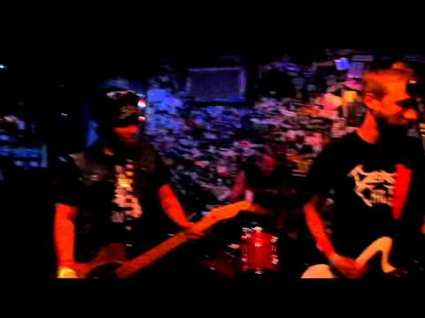 Punk music video thumbnail preview for The Pinkerton Thugs - Factory Life