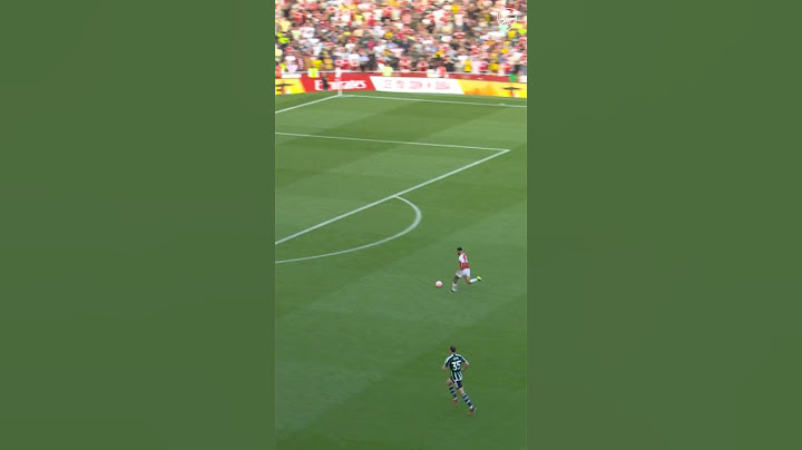 Gabriel Jesus' classy finish against Manchester United