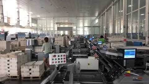 Automatic paper folding machine