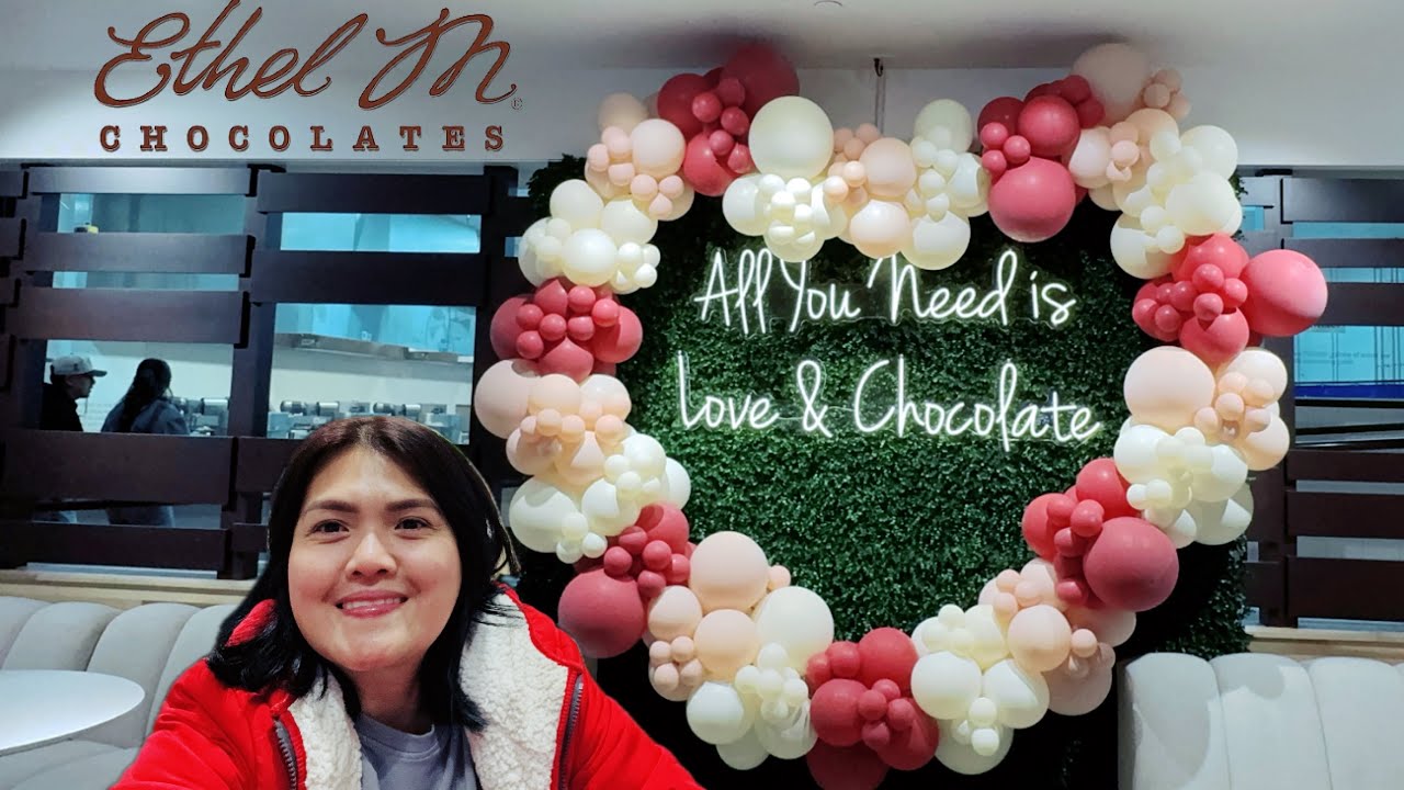 Посетите шоколадную фабрику Ethel M в Лас-Вегасе.