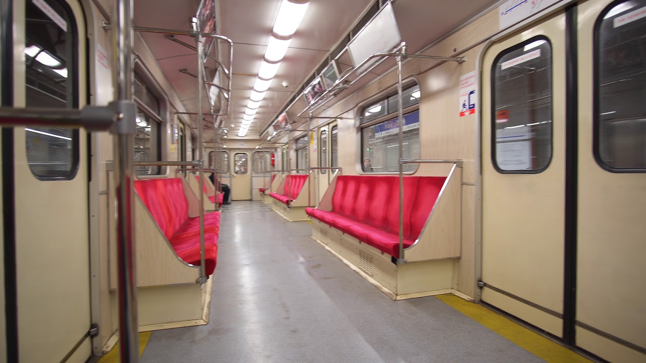 Poland, Warsaw, metro ride from Stare Bielany to Wawrzyszew, 1X escalator