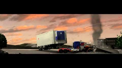 Transformers Optimus Prime Transforms from Vehicle Mode to Battle | Fantasy | Transformers Official