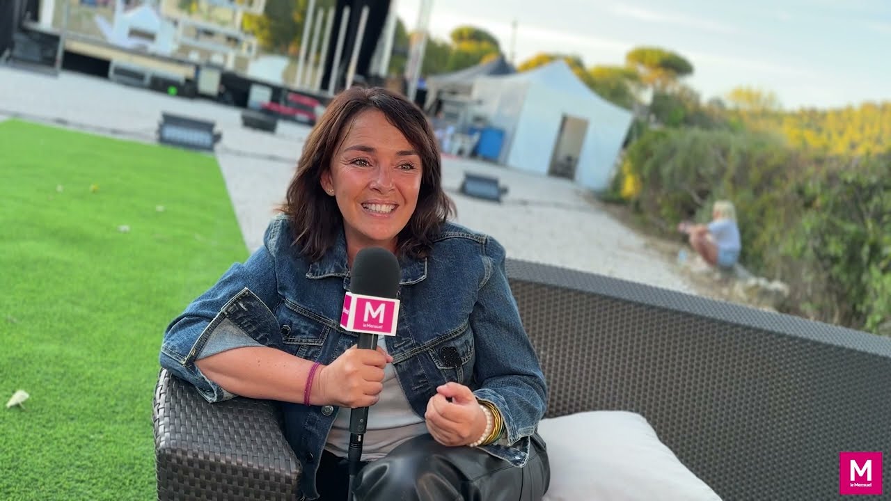 Stéphanie Pareja en interview pour son nouveau spectacle