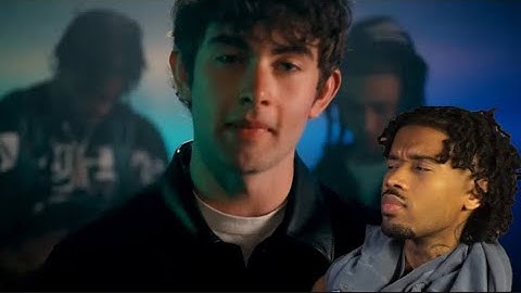 Shawn Cee reacts to some XXL freshman freestyles