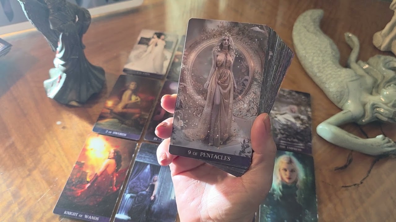 PISCES 🐟 you don't see it BUT YOU ARE BEING TEMPTED !!!