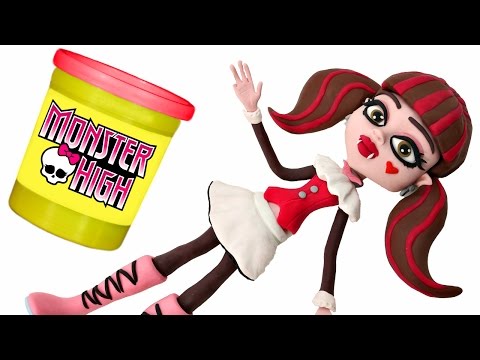 Monster High Doll Animated STOP MOTION video *** Play doh + Chocolate Surprise Balls