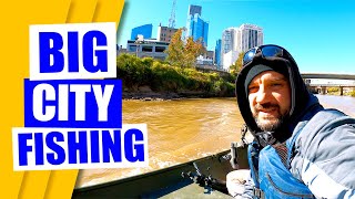 FISHING and EXPLORING Houstons Buffalo Bayou by boat