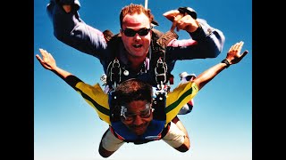Skydiving : Great Keppel Island, Rockhampton, QLD, Australia : 20 Dec 2004
