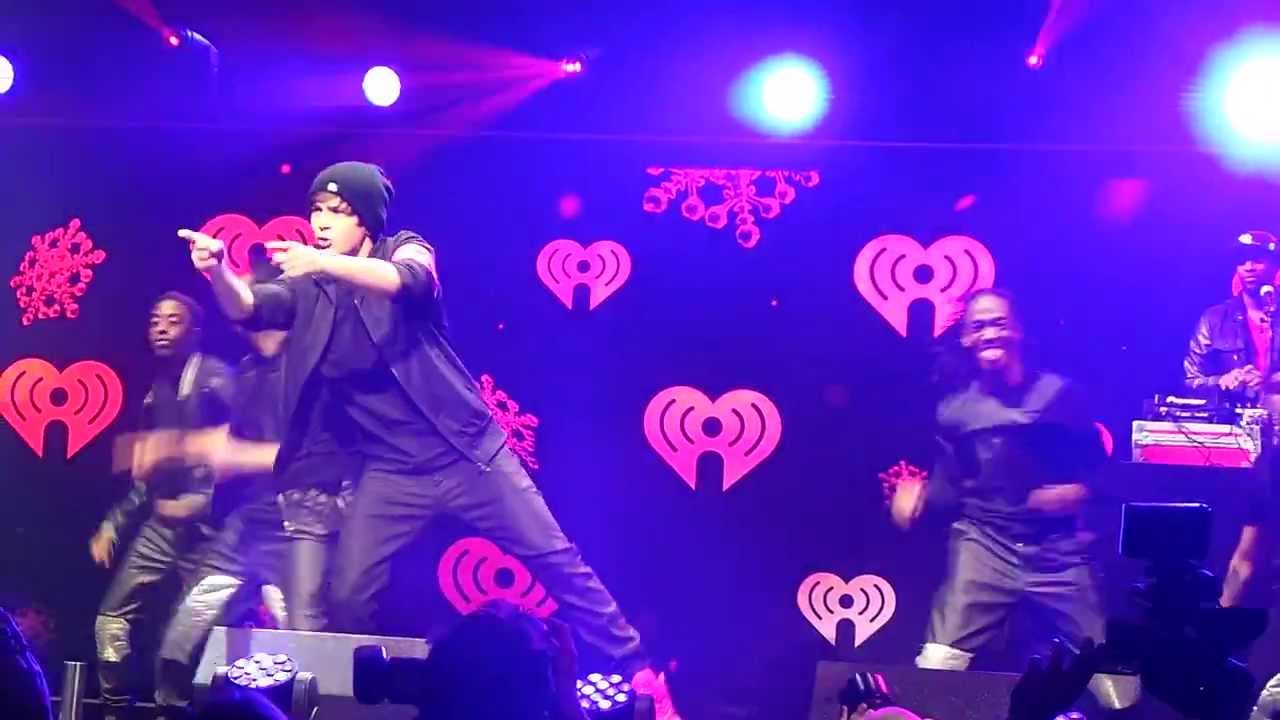 SAY YOU'RE JUST A FRIEND Austin Mahone 12-4-13 Jingle Ball, Wells Fargo, Philly - YouTube