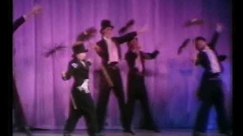 Lena Zavaroni - Royal Variety Performance - 1976 (Short Clip)