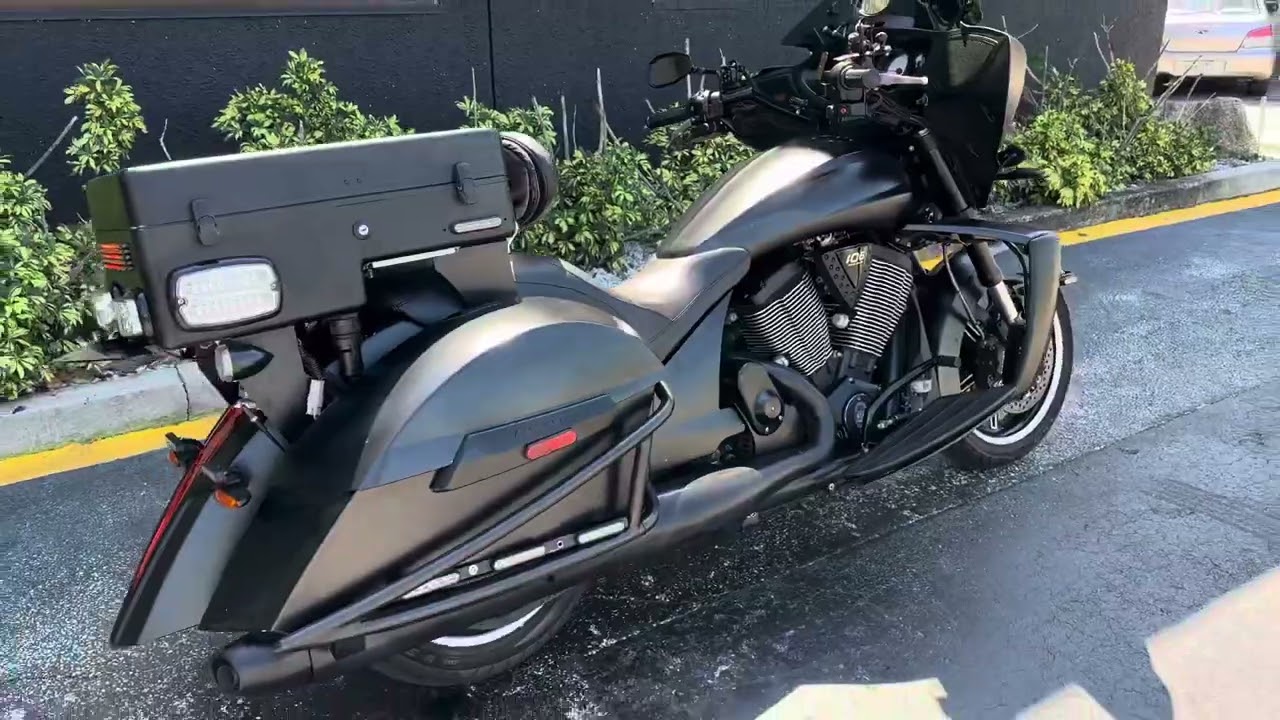 2017 Victory Cross Country Matte Black