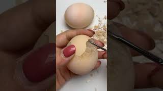 Unreal Raw Egg Peel