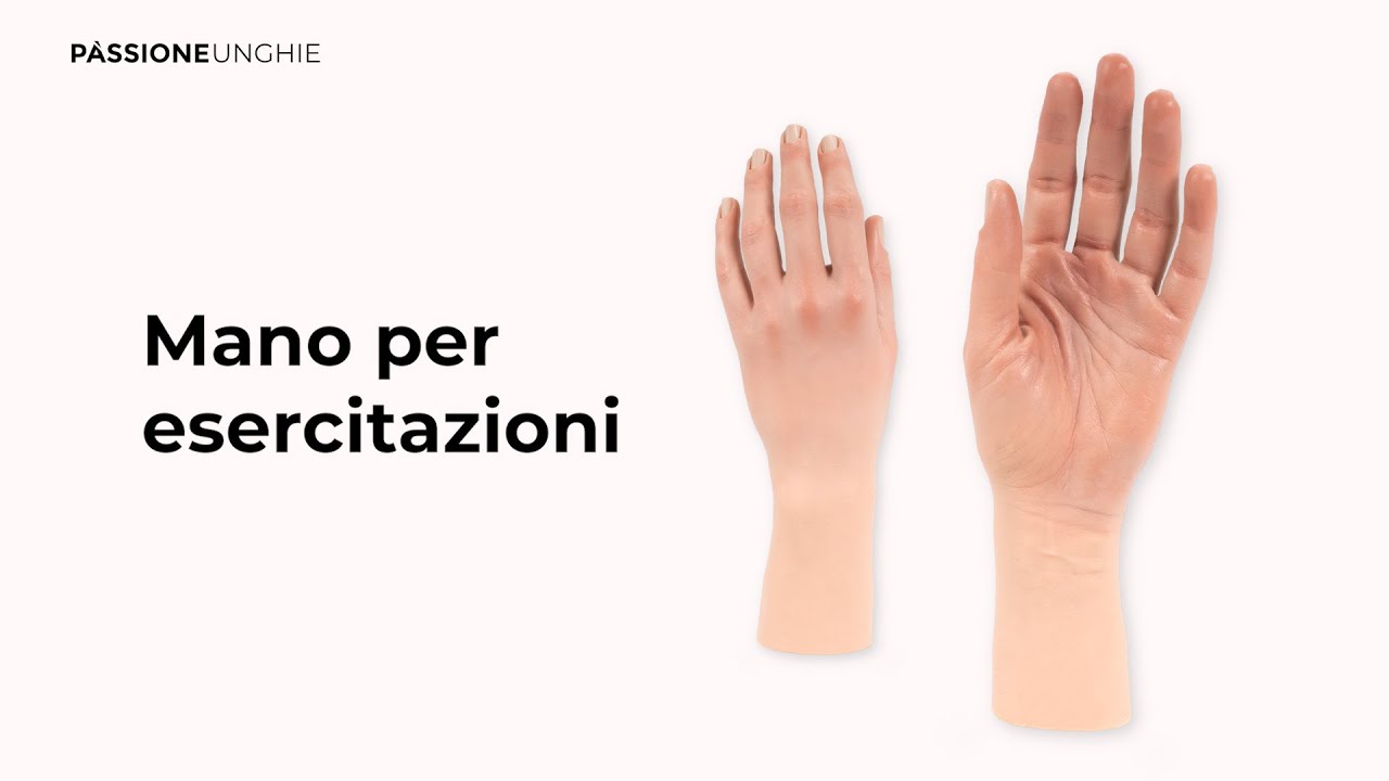 Mano finta per esercitazioni ricostruzione unghie