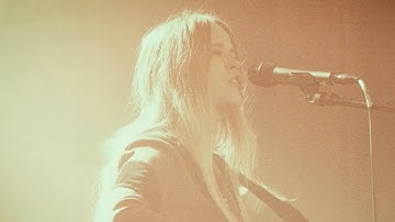 Anna von Hausswolff - 