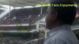 M.s Dhoni Enter In Chepauk Stadium And Fan Gone Crazy -completes milestone of 100th half century