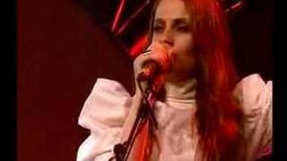 Petra Jean Phillipson / Into My Arms (live)