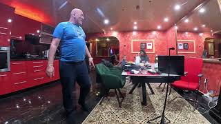 BOGATASU SA SMECHERIT MA FACUT GRAS