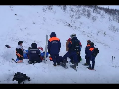 Боролись всю ночь: юную петербурженку не смогли спасти в мурманских Хибинах