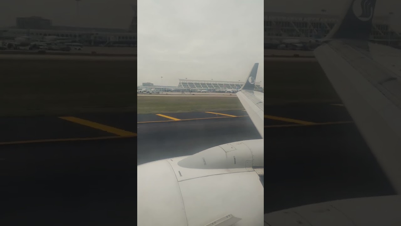 Shandong Airlines Landing at Xiamen Gaoqi International Airport----2023.1.20