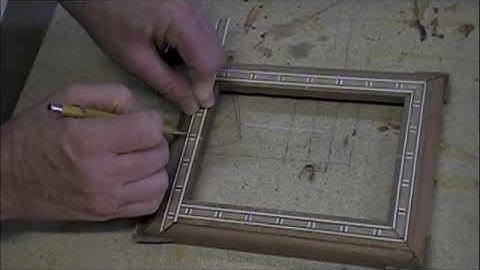 Woodworking - How to Inlay Wood into a Picture Frame - Veneer Inlay