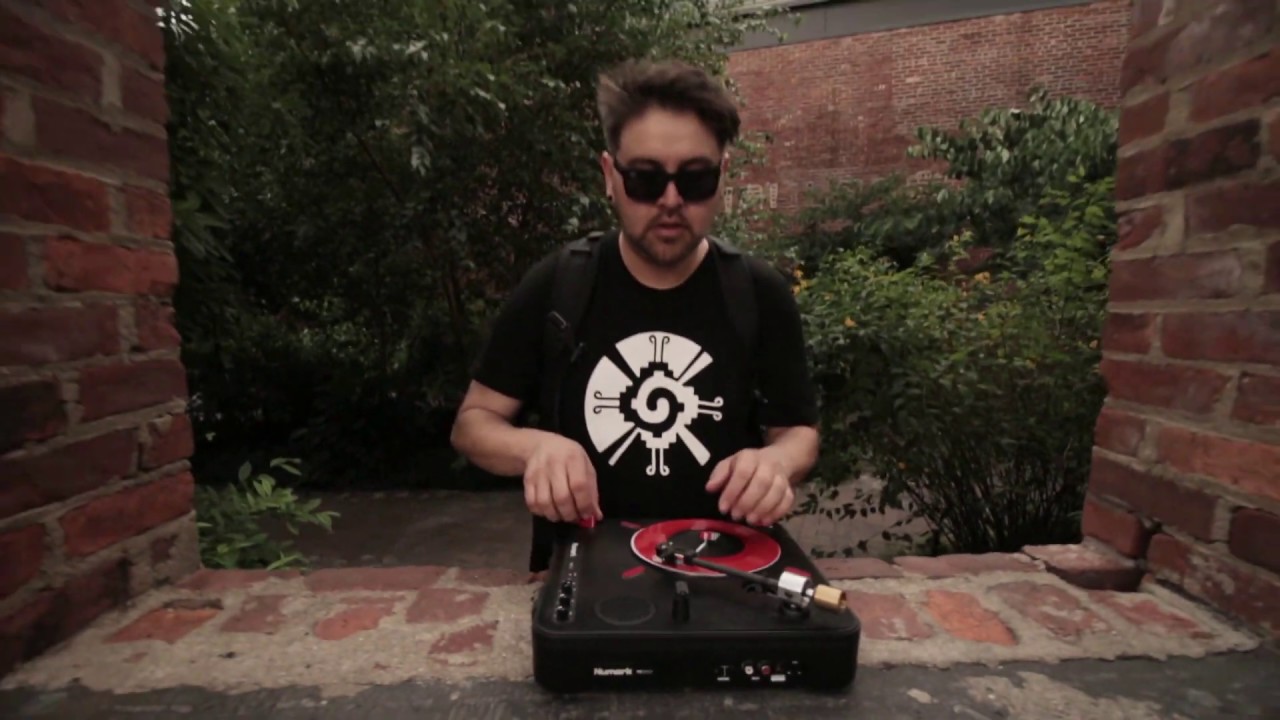 Dj Ethos in Dumbo Brooklyn, NY Portable Scratch Session