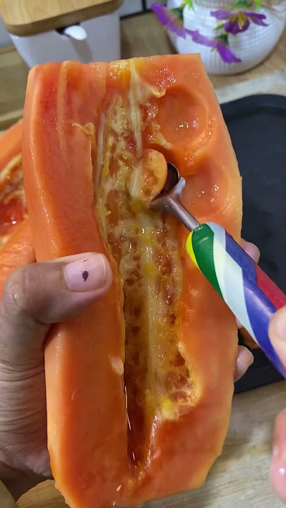 Don't eat it straight away, because if you make it like this, papaya will definitely be fought ov...