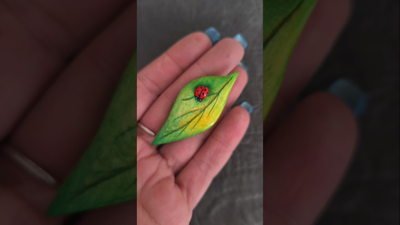 А вы знали, что божья коровка - это символ удачи? #издерева #wood #божьякоровка #брошьиздерева