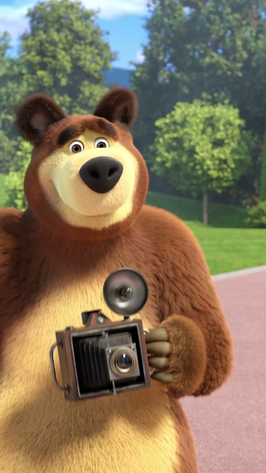 ¿Qué está pasando allí? ? #Shorts #mashabear #mashaoso #animación #Sonrían