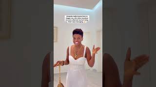 I was innocently doing my OOTD, Amanda video-bombed and triggered me. 😩 Mazi Odogwu for a reason. �