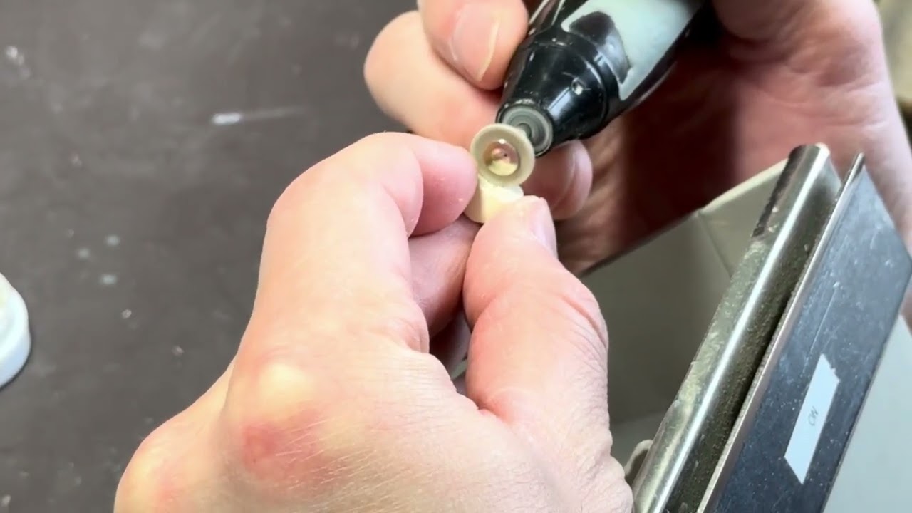 PEEKの研磨について