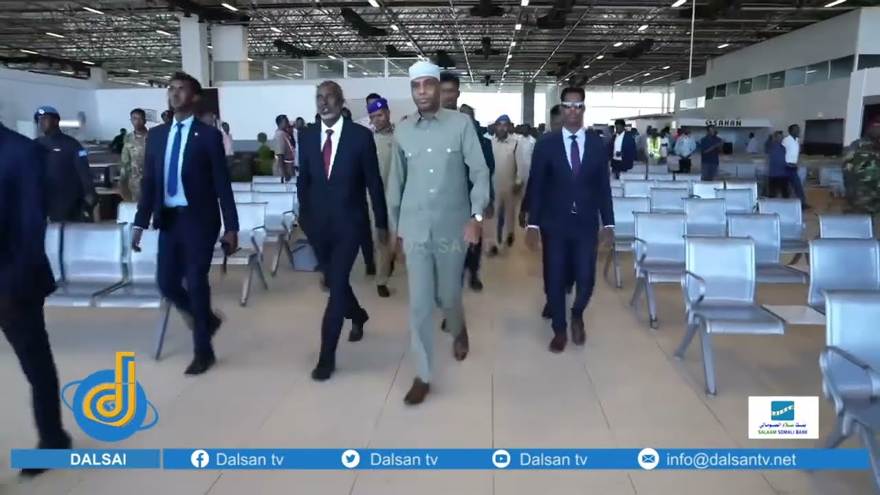 Hundreds stranded at Mogadishu airport as local flights are cancelled