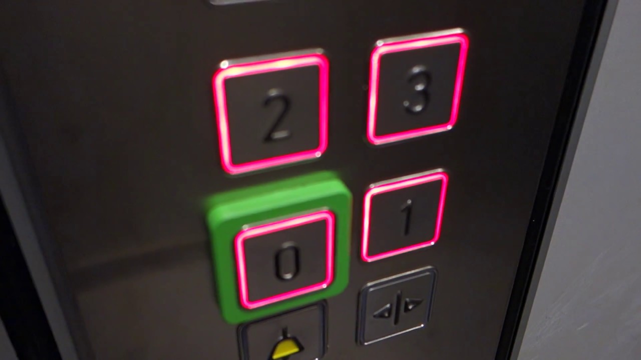 IT'S MODERNIZED!!! 1989 OTIS Roped Hydraulic Elevator @ Köpmangatan 14, Sweden.