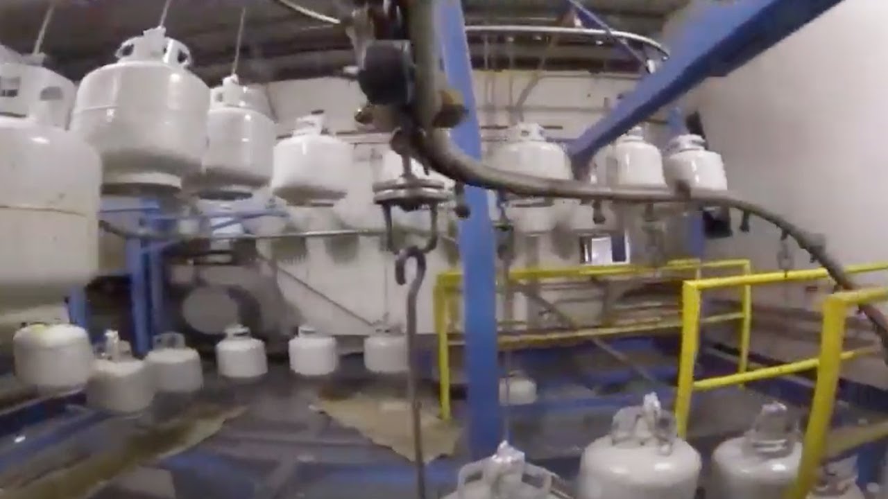 Overhead Inverted Monorail Paintline™ Conveyor – Enclosed Track - YouTube