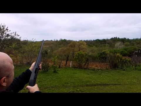 ხუთი გასროლა ზედიზედ  -  Shot five bullets from a Beretta