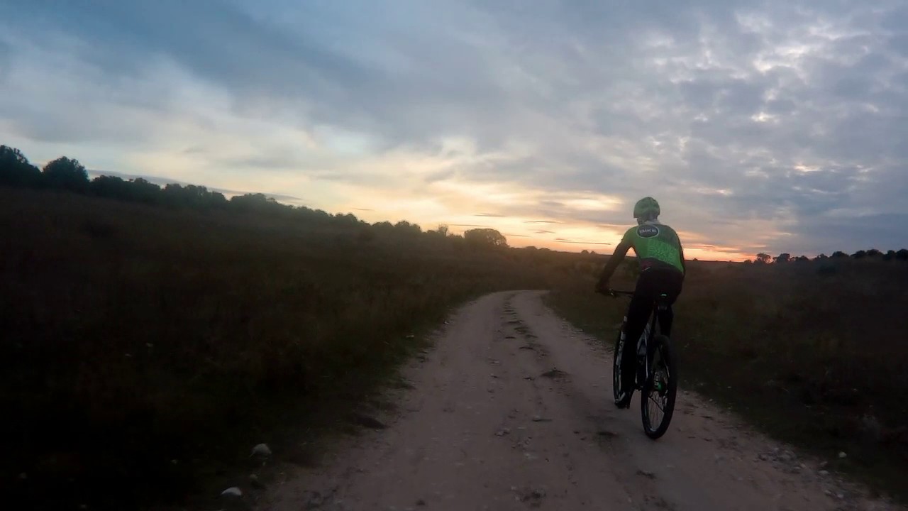 BAJADA A FUEGO DESPUÉS DE ENTRENAMIENTO DE CLIMBING - PEDRAJAS DE SAN ESTEBAN