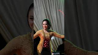 Download Lagu Silvy Kumalasari - APT Thailand X Culik Aku Dong (Official Music Video) #silvykumalasari #shorts MP3 Download Lagu Silvy Kumalasari - APT Thailand X Culik Aku Dong (Official Music Video) #silvykumalasari #shorts MP3
