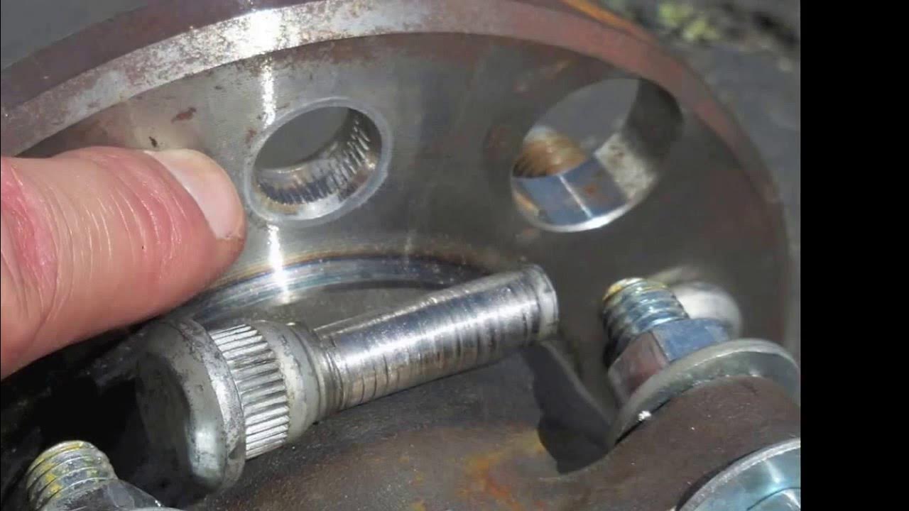 How to remove spinning lug and stud using the Lug Ripper. YouTube