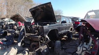 (Junkyard Exploration) 1998 Jeep Cherokee XJ (Red) - LKQ Pick Your Part - Edgewood (Crazy Ray's)