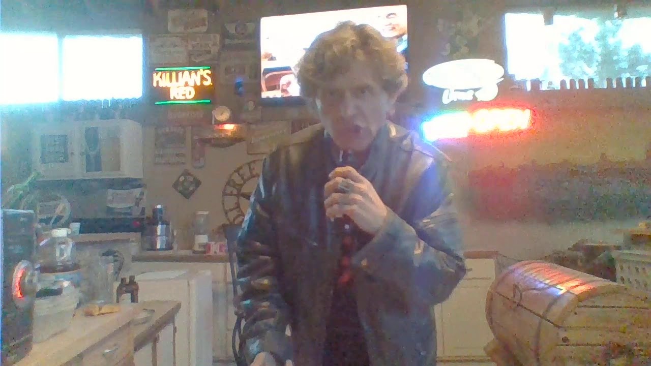 SUPERMAN SINGS 666 THE NUBER OF THE BEAST FROM IRON MAIDEN - YouTube